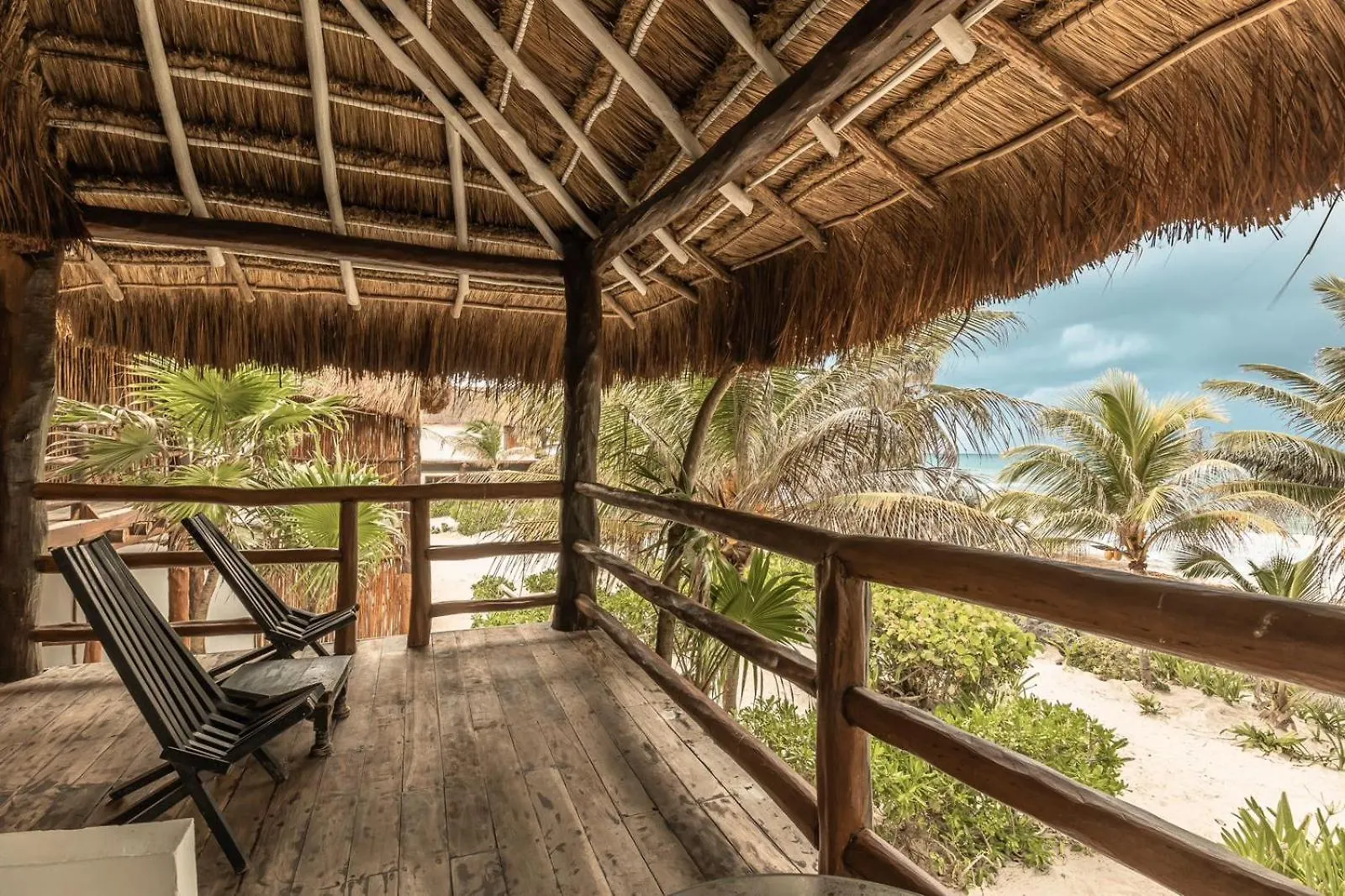 Niken Beachfront Tulum Hotel 4*,